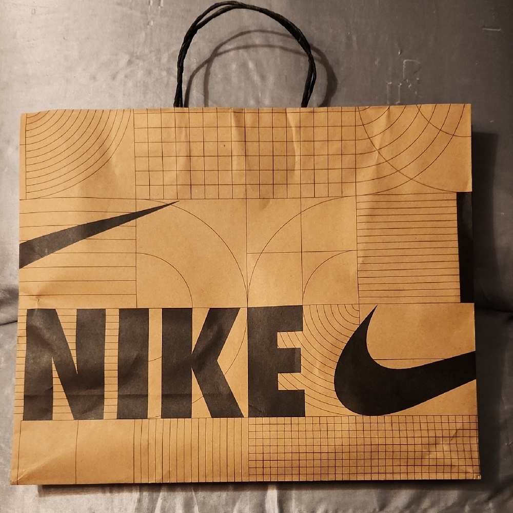 Nike Tan and Black Men's Tote